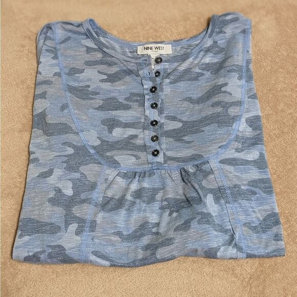NWOT Nine West Round Neck Camouflage Top, 3/4 Sleeves - Picture 9 of 12